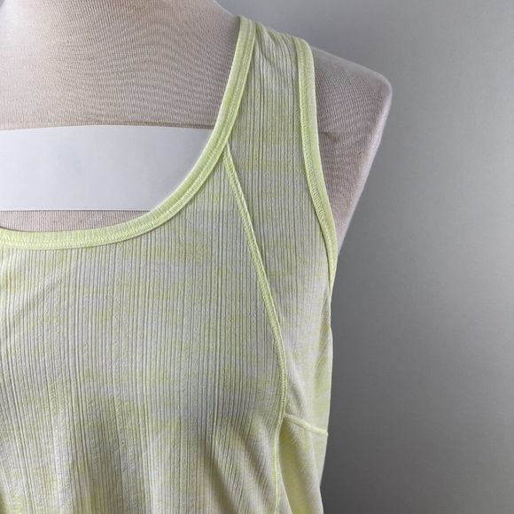 NWOT ZELLA Swing It Burnout Tank in Green Finch‎ (M) - Picture 4 of 10